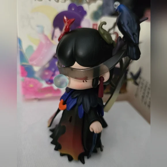 Nanci Chinese Poetry Series Figures  "Crows On Withered Vines" - Picture 7 of 16